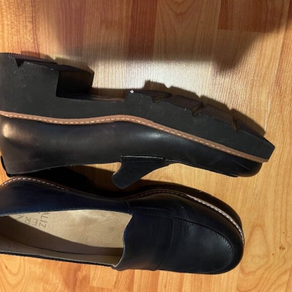 Naturalizer Woman's Black Leather Platform Loafer (Hardly Worn) Sz 10m - Picture 6 of 7